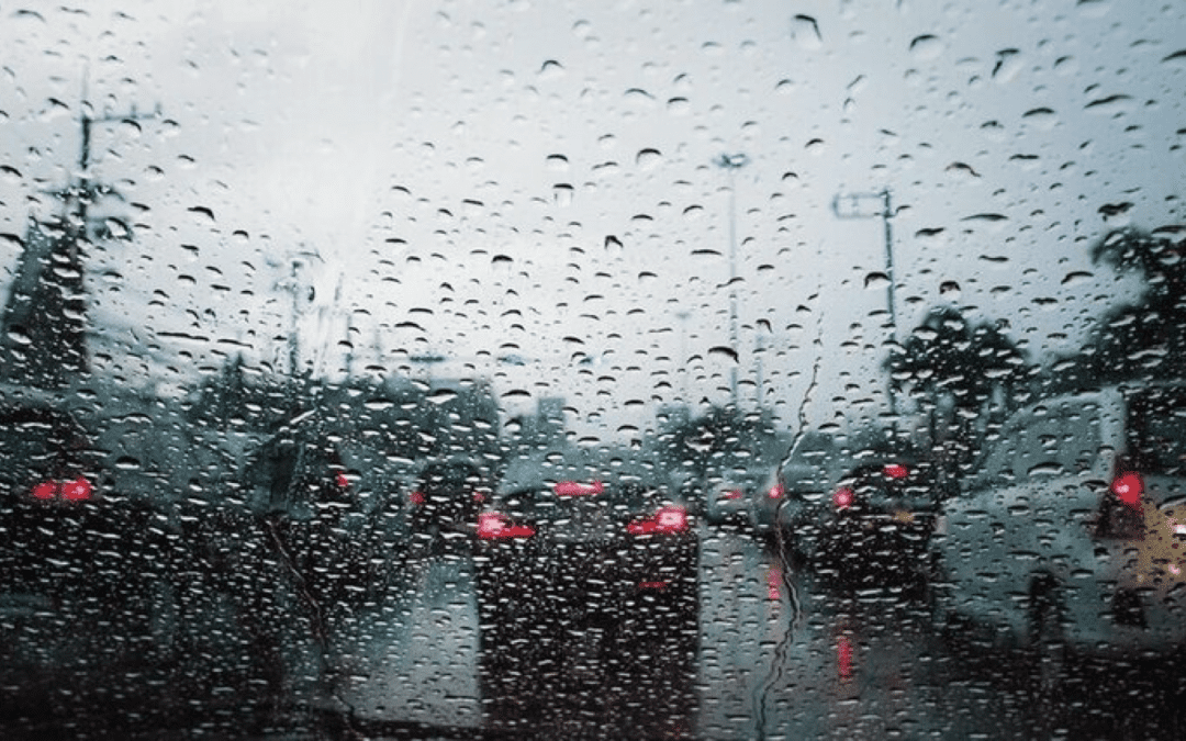 Čo by mali o zlom počasí vedieť aktívni šoféri? Ochrana auta za každých okolností