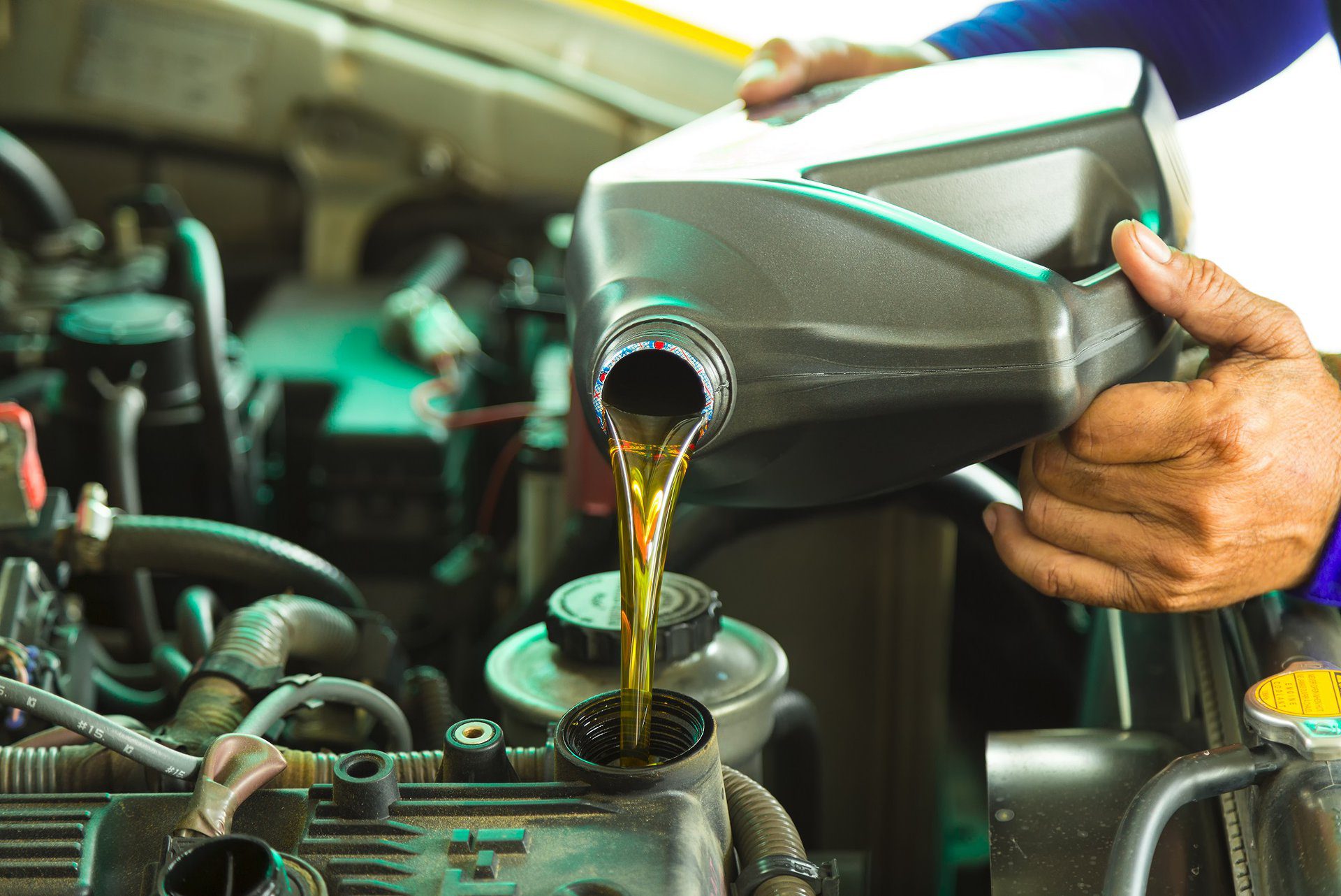 Motorový olej syntetický Výmena motorového oleja