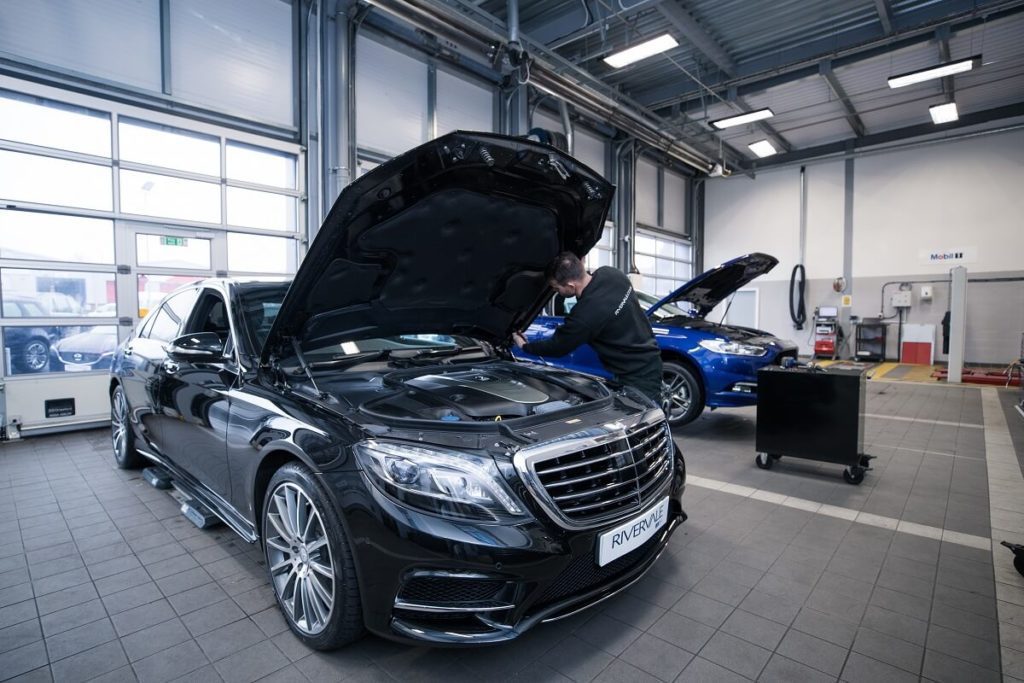 mercedes-benz servis a