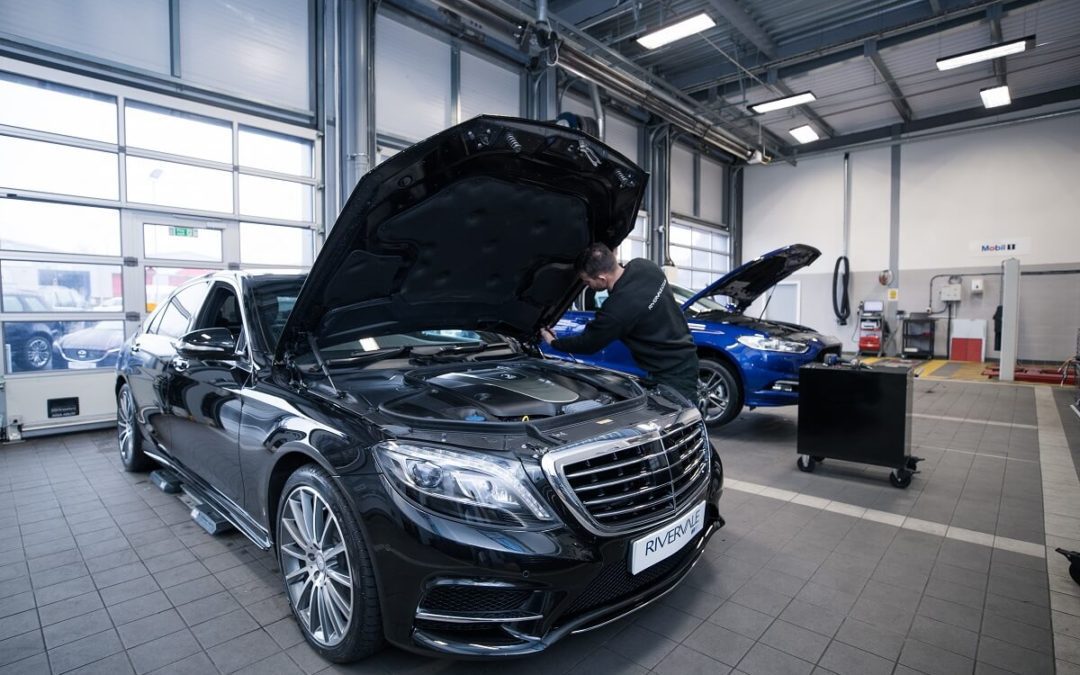 Мерседес сервисный. Mercedes Benz service. СТО Мерседес. Mercedes Benz сервис. Техническое обслуживание Мерседес.